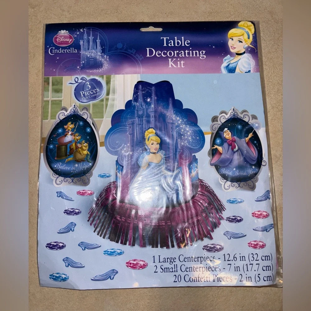 Cinderella Birthday Party Centerpieces and Confetti Table Decorations